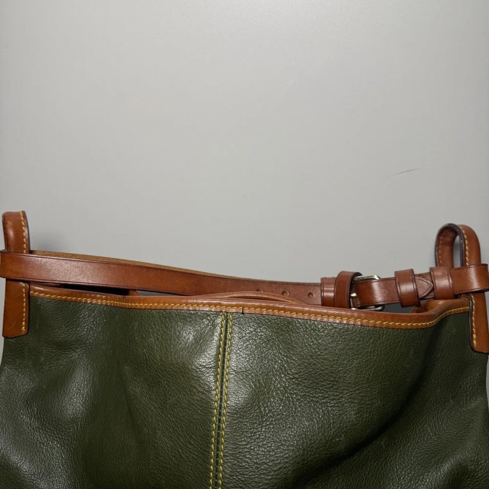 Dooney & Bourke good used